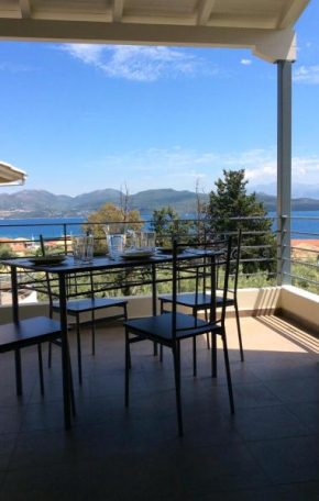Гостиница Two bedroom apartment with magnificent sea view  Никиана